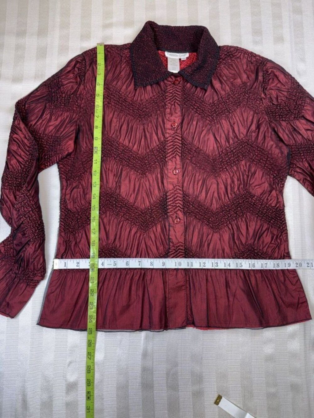 Coldwater Creek Red Crinkle Button-Up Top Lightweight Textured Chevron Medium - Picture 8 of 15